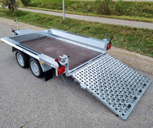 Baumaschinenanhänger